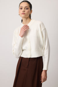 DÜĞMELİ KISA TRIKO HIRKA