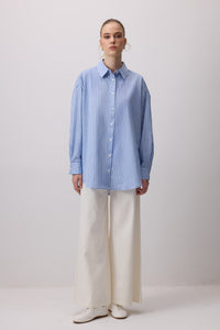 İNCE ÇİZGİLİ OVERSIZE GÖMLEK