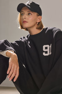OVERSIZE BASKILI SWEATSHIRT