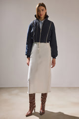 FERMUARLI DETAYLI CROP MONT