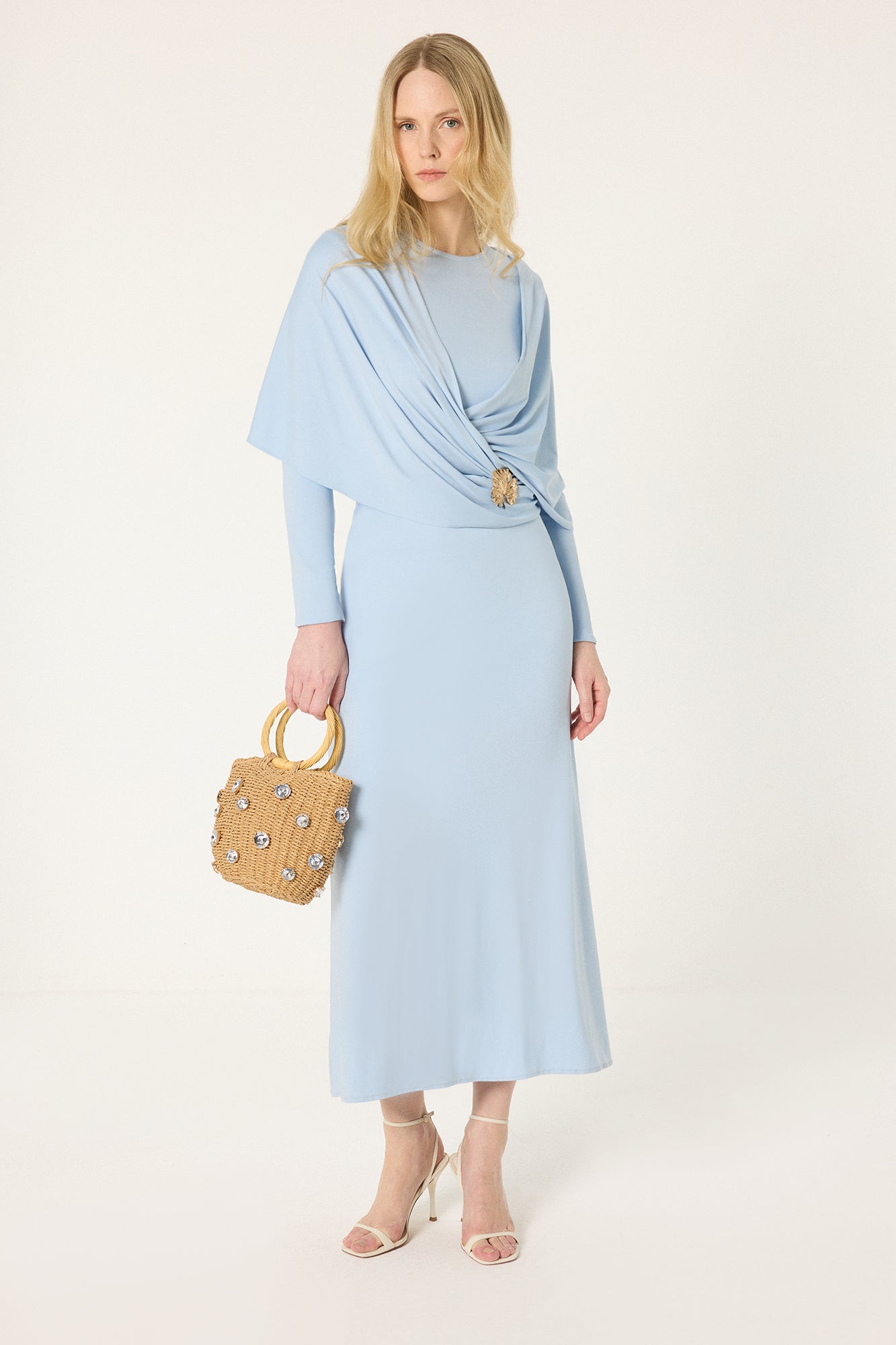 BROŞ TOKALI KRUVAZE DRAPE UZUN ELBİSE – Touche Prive
